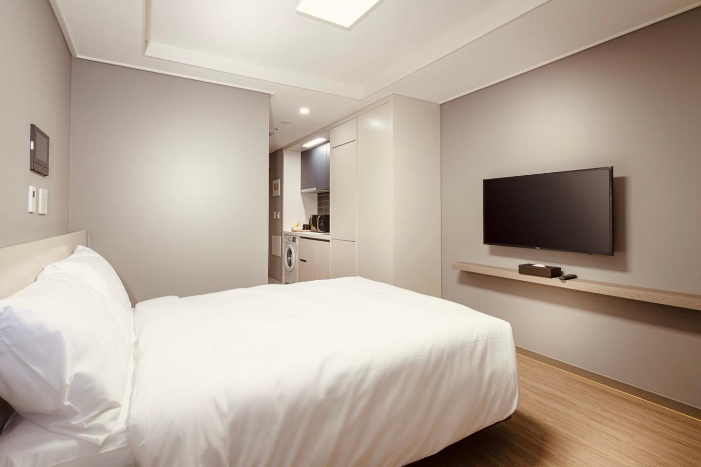 Sollago Myeongdong Hotel & Residence Seoel Buitenkant foto